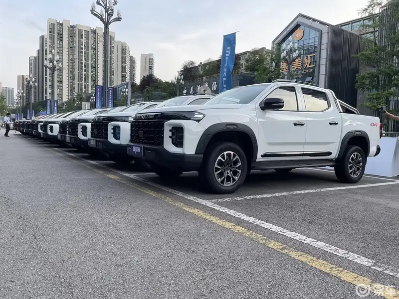 SAIC MAXUS Interstellar pickup officially launched for sale starting at RMB 92,800