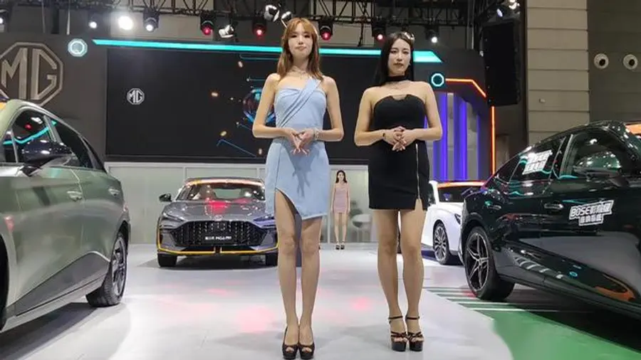 #车展现场 名爵车模秀